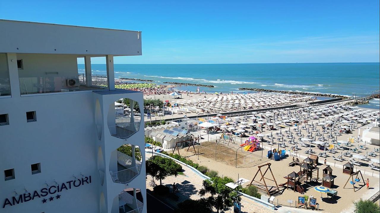 Ambasciatori Hotel - Beach Front -Breakfast Xxl & Brunch Until 12 30Pm Мізано-Адріатіко Екстер'єр фото