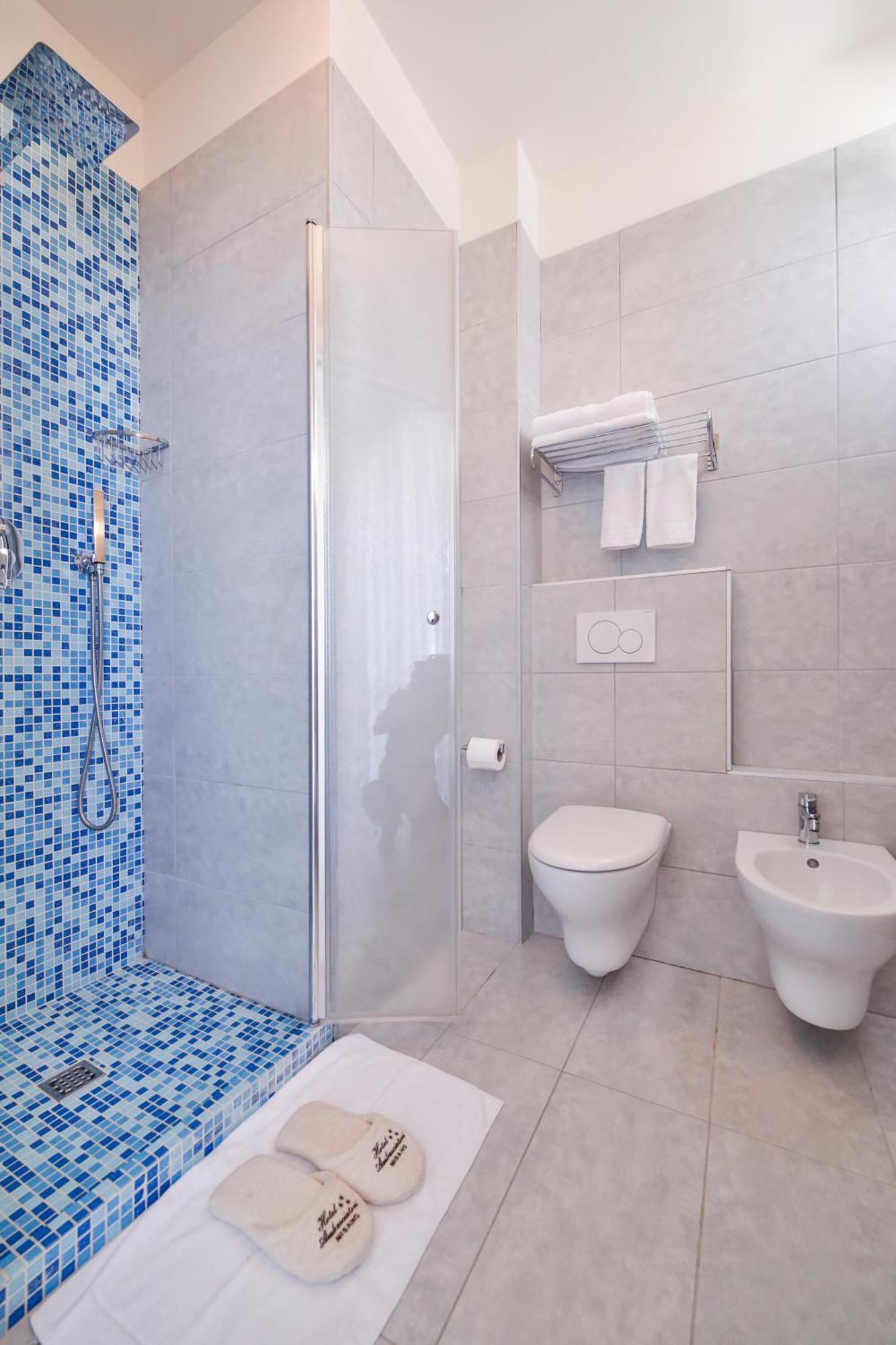 Ambasciatori Hotel - Beach Front -Breakfast Xxl & Brunch Until 12 30Pm Мізано-Адріатіко Екстер'єр фото
