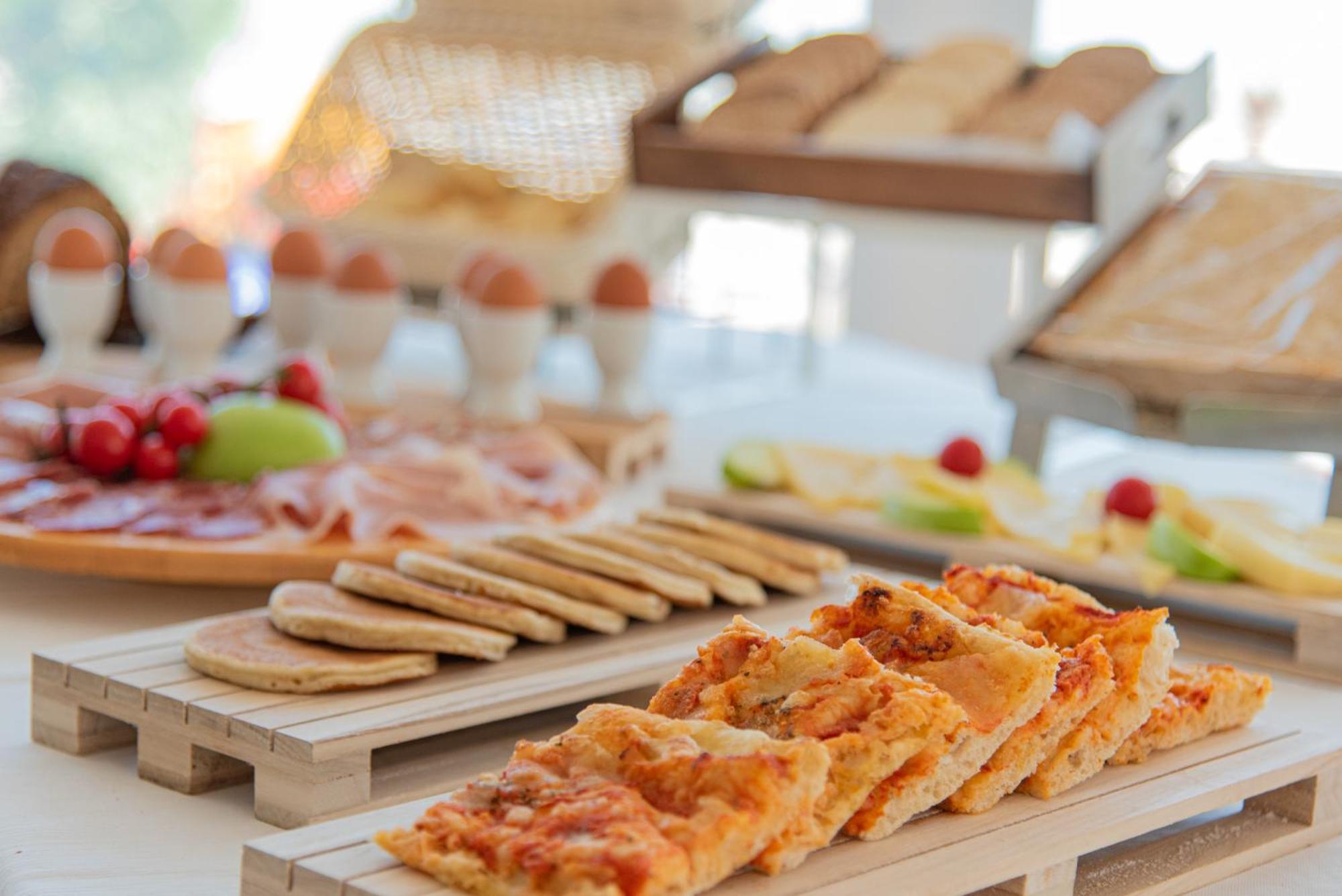 Ambasciatori Hotel - Beach Front -Breakfast Xxl & Brunch Until 12 30Pm Мізано-Адріатіко Екстер'єр фото