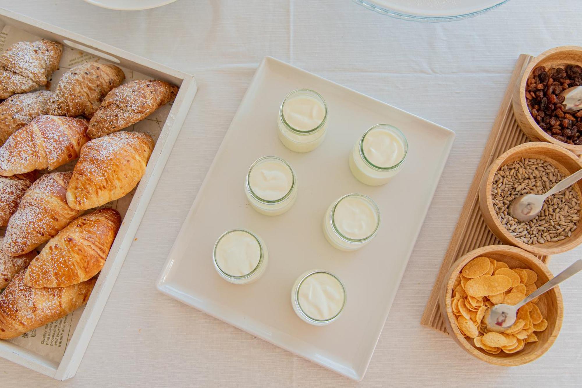 Ambasciatori Hotel - Beach Front -Breakfast Xxl & Brunch Until 12 30Pm Мізано-Адріатіко Екстер'єр фото