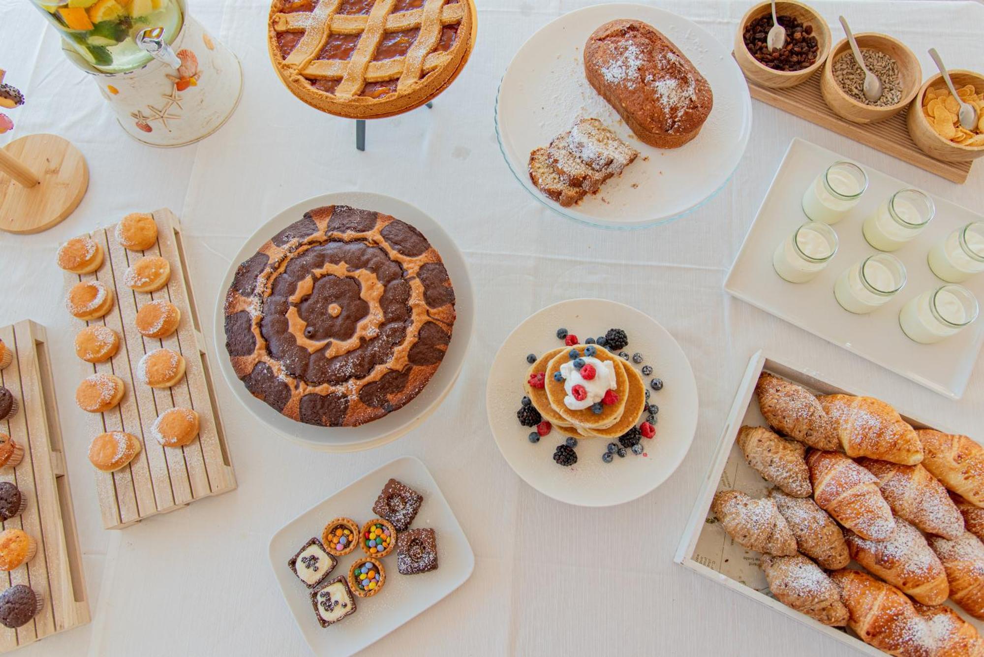 Ambasciatori Hotel - Beach Front -Breakfast Xxl & Brunch Until 12 30Pm Мізано-Адріатіко Екстер'єр фото